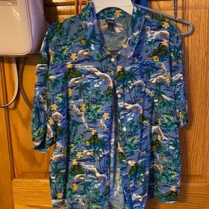 hawaiian shirt